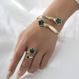 Ensemble de bijoux